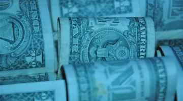سعر الدولار اليوم ينخفض في البنوك وسط تغييرات جديدة في الأسواق