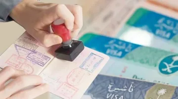 الجوازات تكشف حقيقة إلغاء تأشيرة الزيارة العائلية المتعددة في السعودية وإجراءات تمديدها