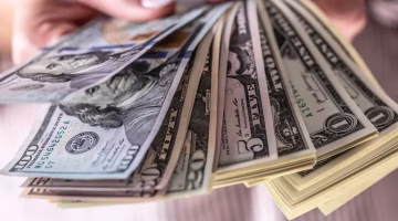 أسعار الدولار مقابل الجنيه تشهد ارتفاعًا جديدًا خلال تعاملات الأسبوع وتأثيرها على السوق المحلي