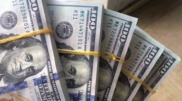 استقرار جديد في سعر الدولار مقابل الجنيه خلال تعاملات الثلاثاء.. فكم بلغت قيمته؟