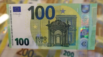 تحديث جديد في سعر 100 يورو مقابل الدينار الجزائري بالسوق السوداء.. فكم بلغ السعر اليوم؟