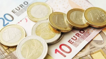 تحرك جديد لسعر اليورو مقابل الجنيه اليوم الأحد.. تعرف على التفاصيل الآن