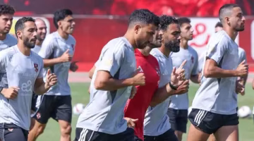 تفكير جدي من لاعب الأهلي في الرحيل بسبب خفض المشاركة.. ما الخطوة القادمة؟