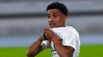 خوان ألفينا يتصدر تشكيل الزمالك الأساسي لمواجهة فاركو في لقاء مثير