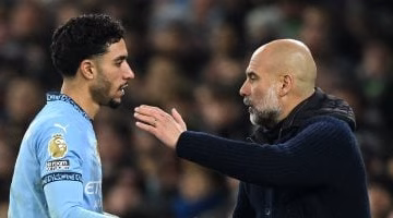 غضب جماهير مانشستر سيتي بعد قرار جوارديولا الصادم بشأن عمر مرموش.. ما القصة؟