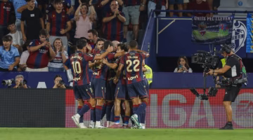 مفاجأة في مباراة ليفانتي وبرشلونة.. هل كانت ركلة الجزاء صحيحة؟