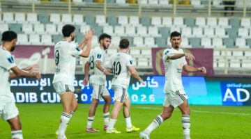 فرصتان ضائعتان.. معلق مباراة عجمان والبطائح يثير موجة سخرية بسبب أداء أزارو الغريب